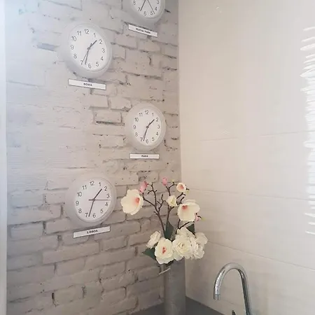 Bonito Bien Comunicado Apartment *